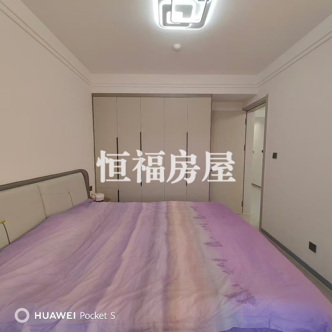 关川景湾,关川景湾92㎡2室2厅1卫1阳台精装,业主急售7