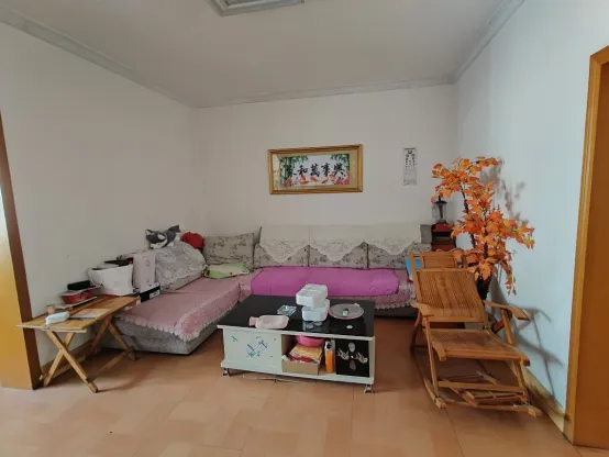 中房康居苑3室2厅1卫朝南普通房源图片