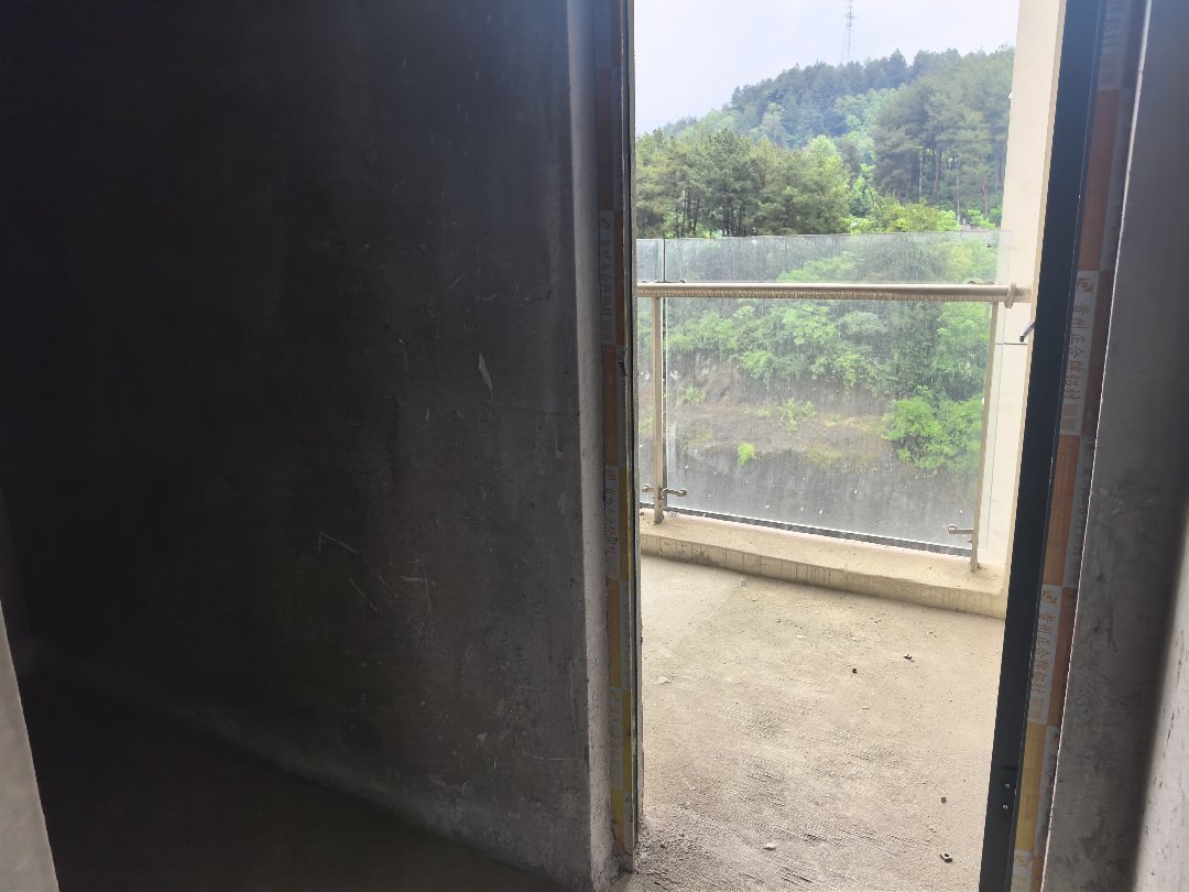 遵义古城,遵义古城 3室1厅2卫2阳台毛坯 使用面积大楼层好3