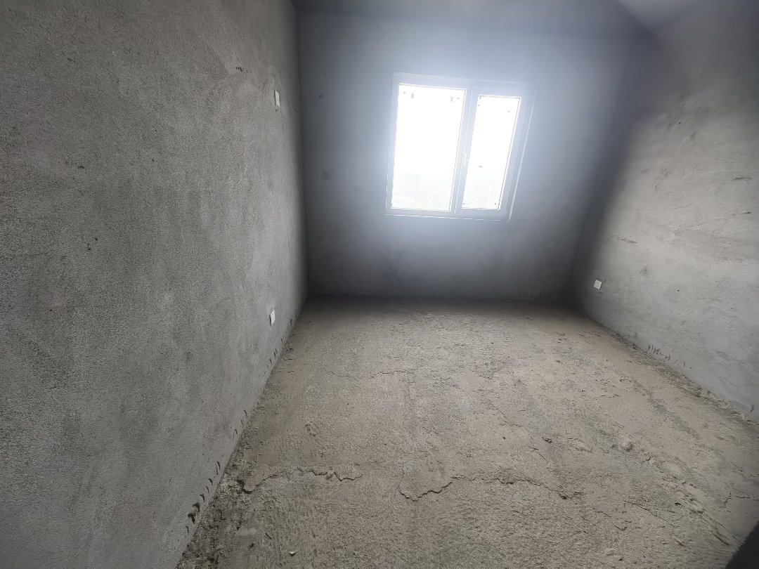 平安景苑,3室2厅2卫1阳台122㎡,阔绰客厅,超大阳台7