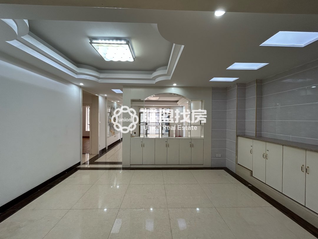 天悦豪庭,新世纪广场旁 天悦豪庭4室2厅3卫2阳台的户型12
