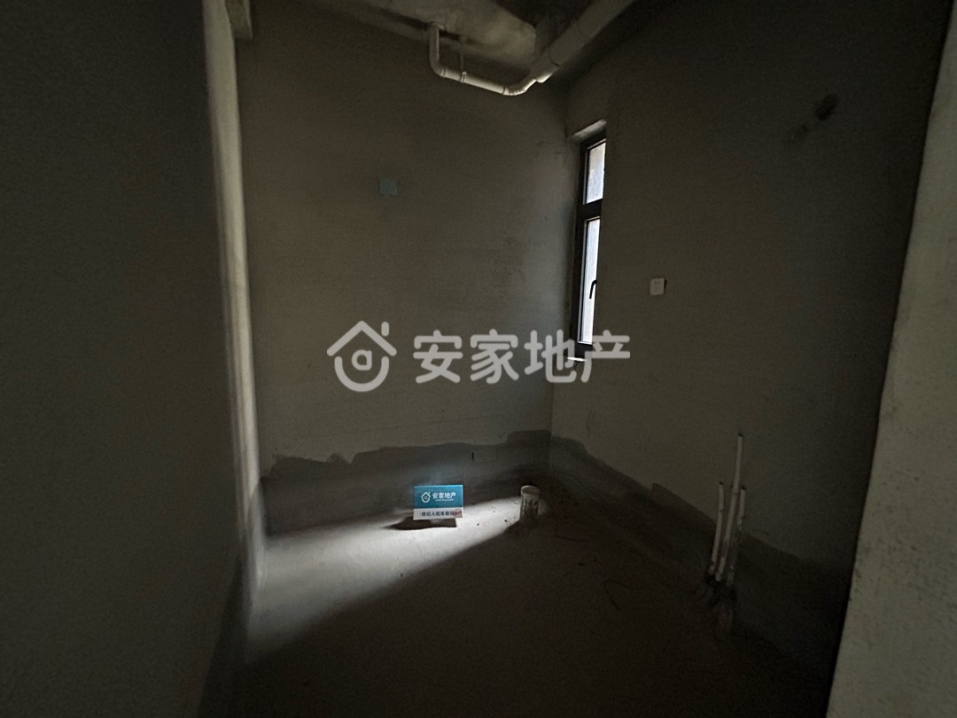 天泰邑北苑,一梯一户,南北大通透,毛坯,随时看房3