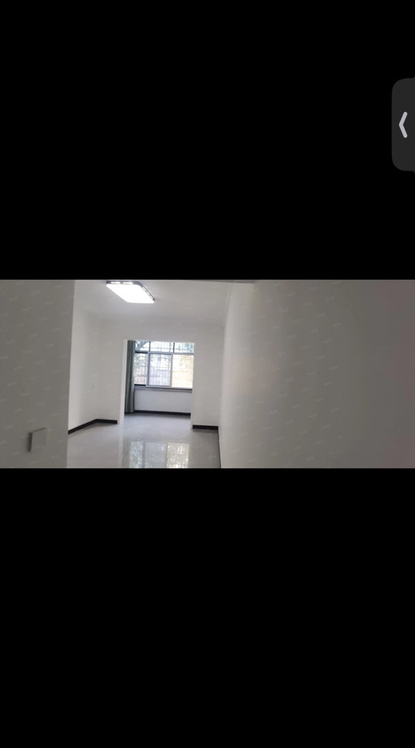 云盘梁,营盘巷68号,房子去年从新装修了的,房子有暖气7