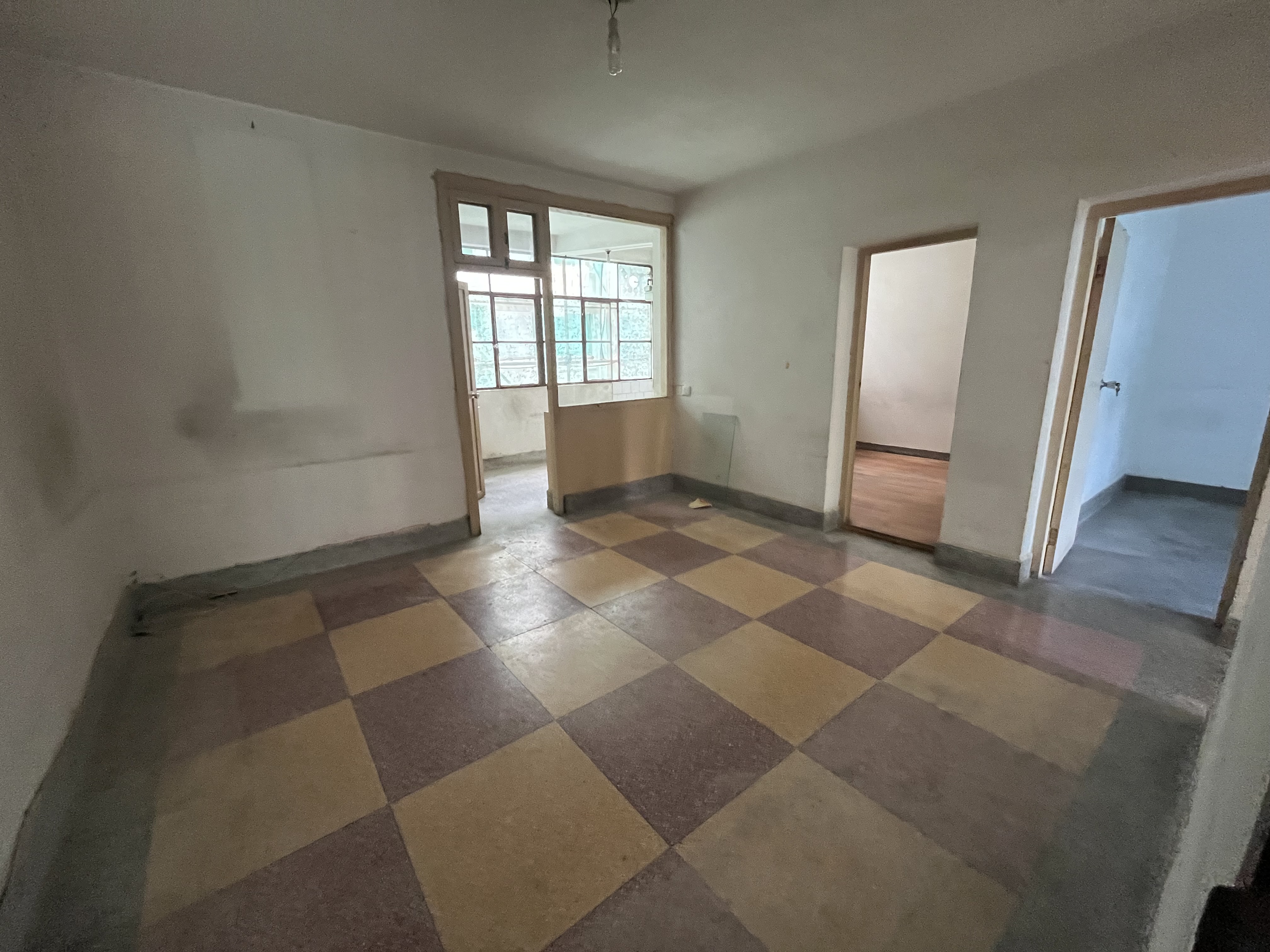 复烤厂二院,永昌小学复烤厂二院3楼南北向,划拨地,证满在手,院内停车方便10