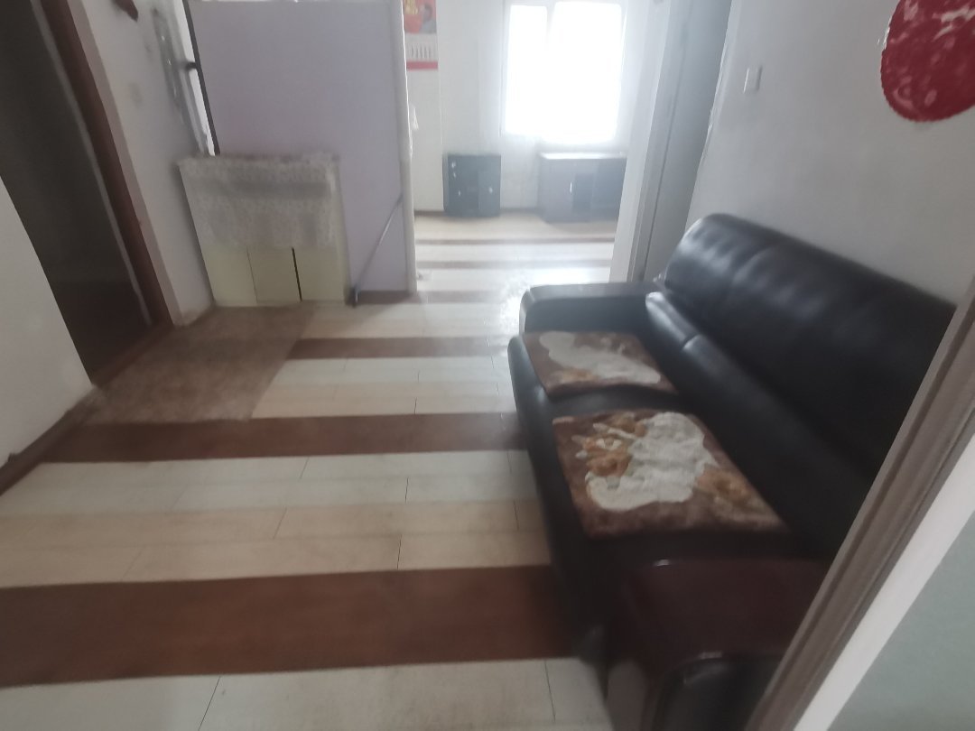 绿丹江苑南区,南北通透,2室1厅1卫0阳台全南,户型非常棒,有户型为证9