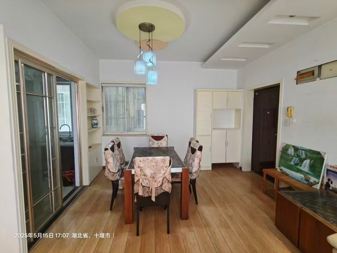 谊联帝景,南北通透,3室2厅1卫1阳台全南,户型非常棒,有户型为证3