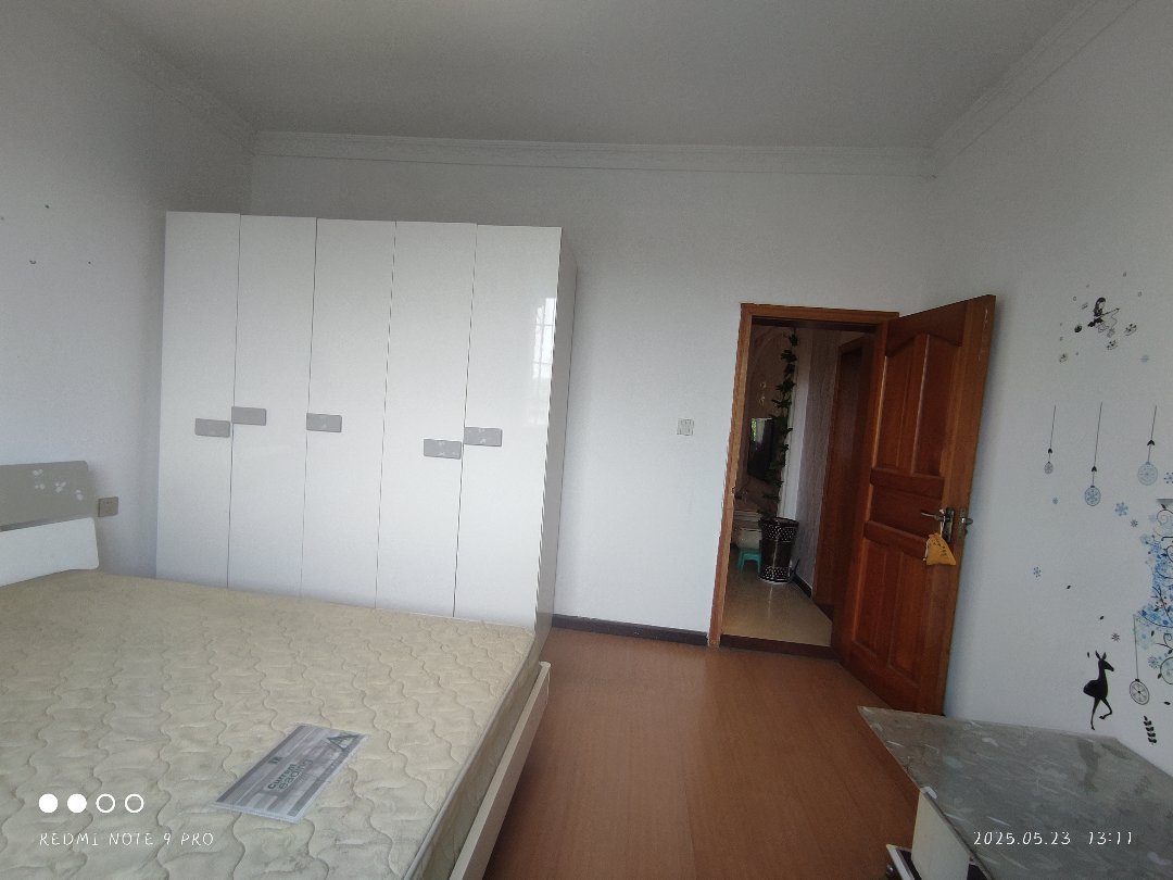 龙泉公寓,此房地段好,位置好出行方便13