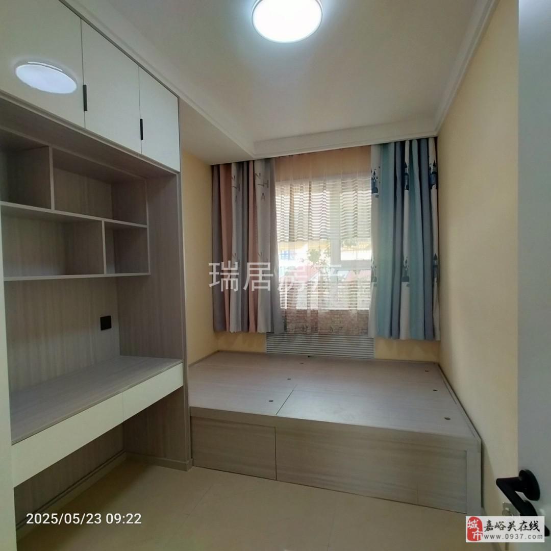 祁连街区,祁连街区95平3室2厅1卫1阳台精装售价575