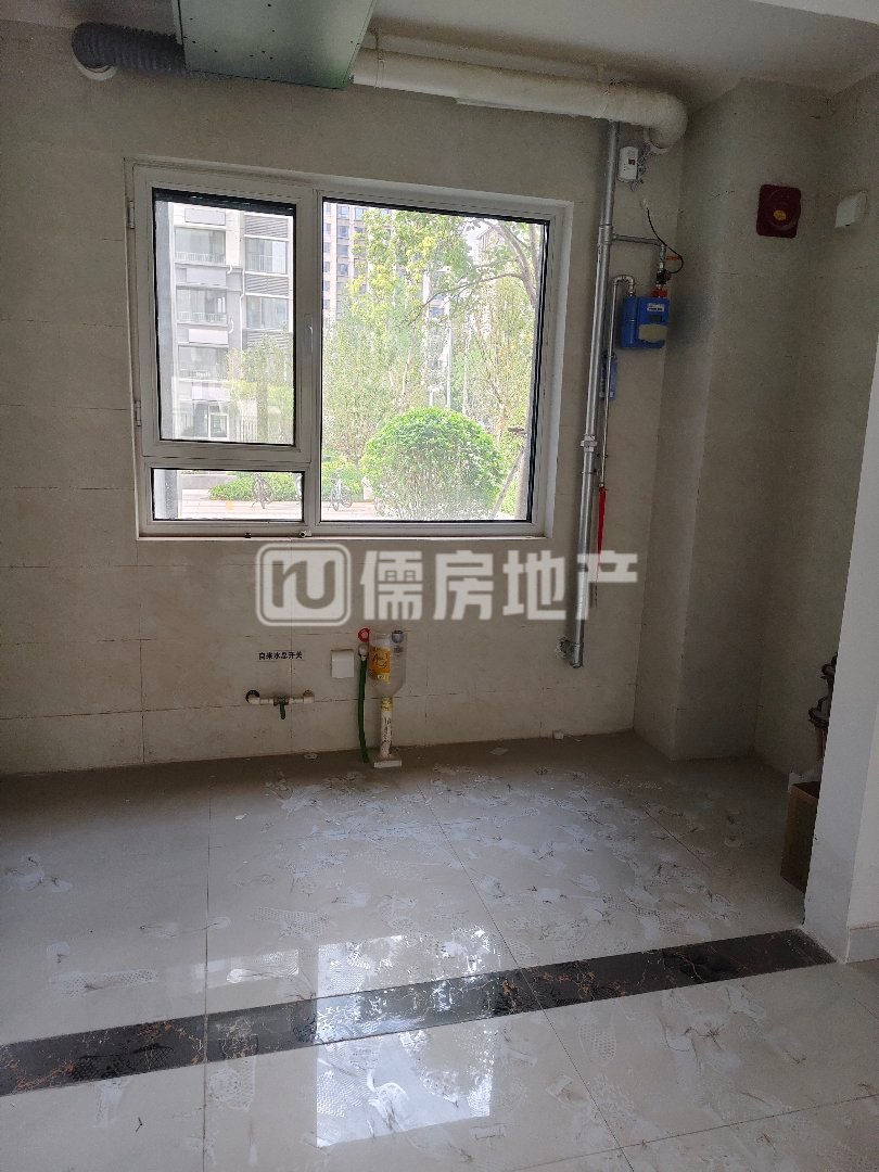 民生静雅居二期,民生静雅居二期普通南北高性价比,一楼带院带储藏室3