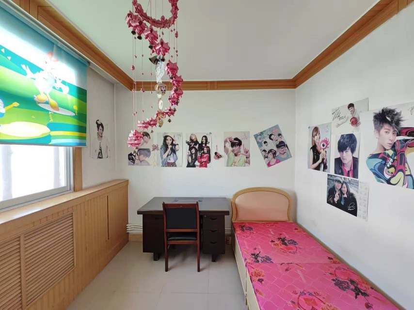 9号区,9号区停车场旁边两室一厅带地下室6