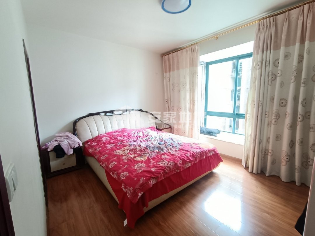 丽景天城C区,大型超市就在身边 方便得很6