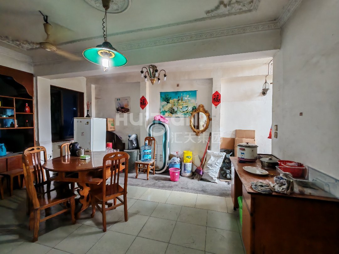 蟠龙冲住房,蟠龙冲住房120㎡3室2厅1卫1阳台普通,多条公交经过7