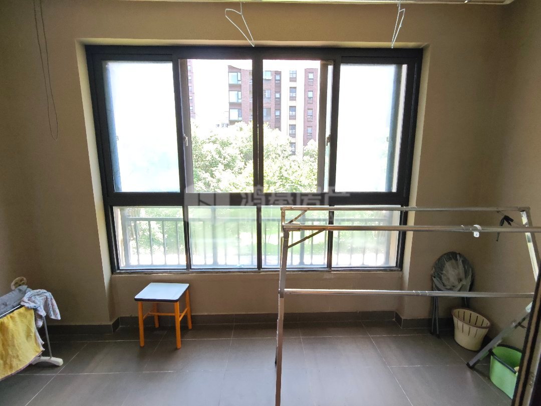万科城二期,万科城二期交通便利普通3室2厅1卫1阳台尽享城市繁华2