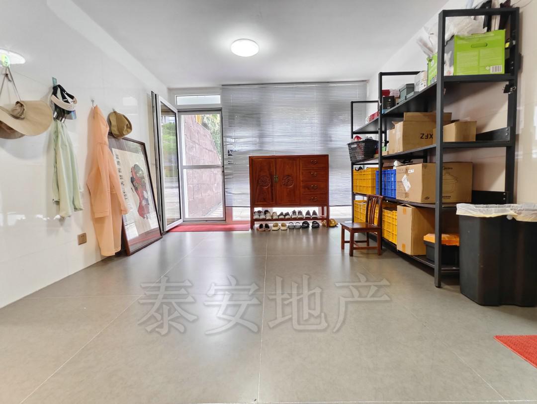 龙腾湾山庄,情侣路上 精装联排别墅 业主诚售 看房方便16