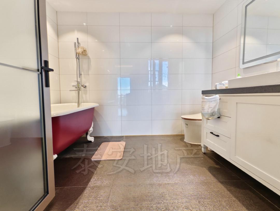龙腾湾山庄,情侣路上 精装联排别墅 业主诚售 看房方便28