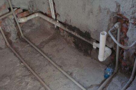 楼房水管漏水怎么办？楼房水管漏水原因？