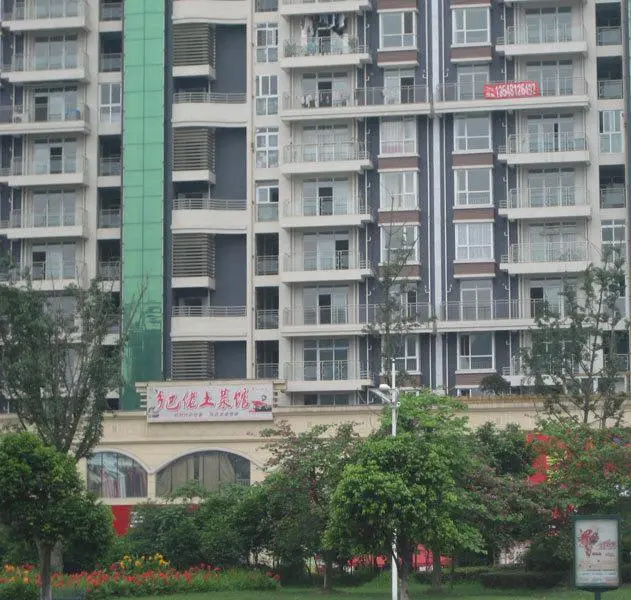 珠江克莱国际公寓小区图片9