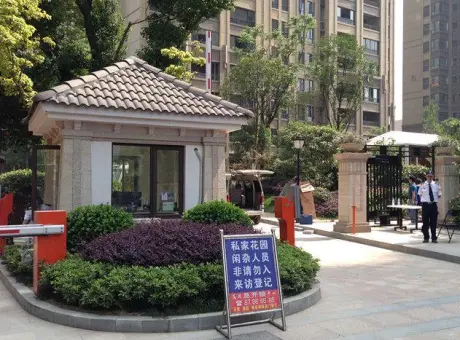 保利拉菲-洪山区街道口湖北省武汉市洪山区楚安路