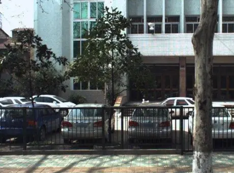 中南设计院宿舍-江岸区三阳路江岸解放公园路中南设计院（育才高中旁）