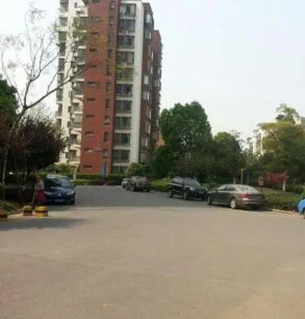 当代国际花园-东湖高新区东湖新技术开发区光谷大道与三环线交汇处