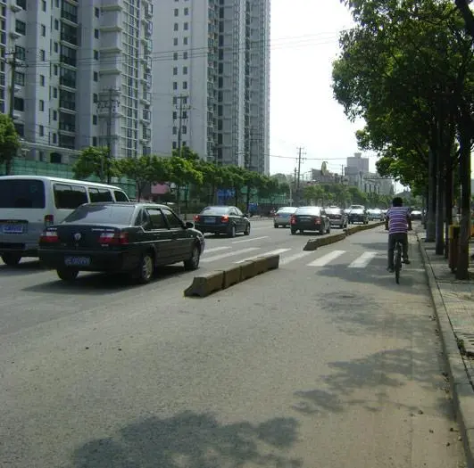 湘府花园小区图片2