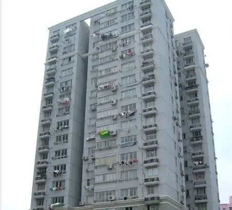 商建大楼-虹口区曲阳东体育会路1051号、1071号、1091号