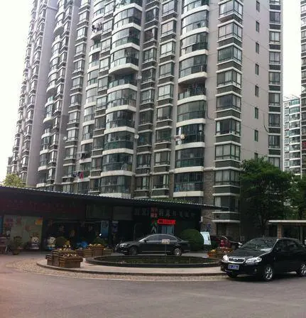 河风丽景-长宁区天山天山路88弄