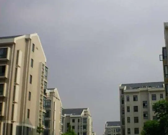 龙池翠洲小区图片5