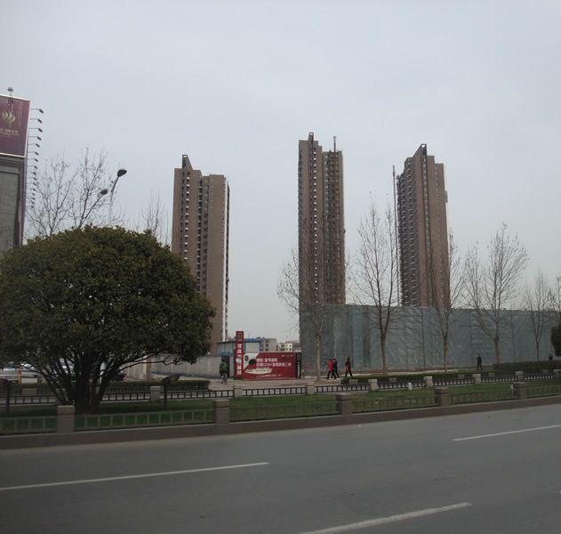 建业壹号城邦小区图片