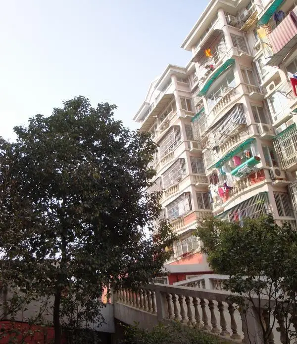 聚龙花园小区图片8