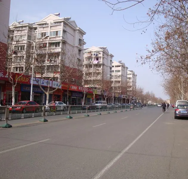 聚龙花园小区图片21