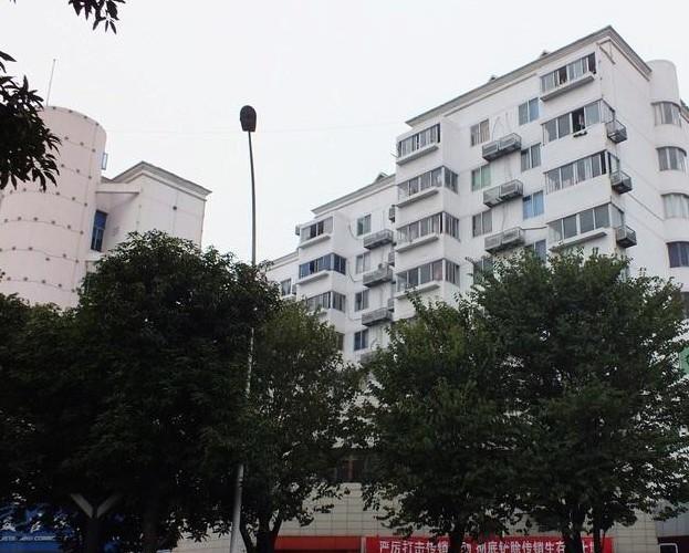 君山花园小区图片