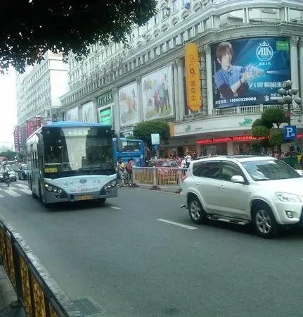 中亭街利生苑小区图片12