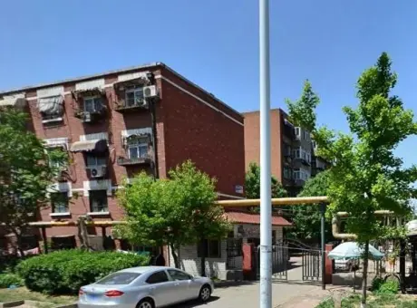 果园里-北辰区果园新村高峰路与果园南道交口