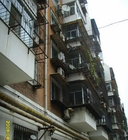 红波公寓-河西区越秀路街广东路与利民道交口