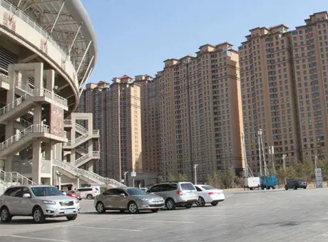城市维也纳-新城区新城区政府赛马场北路临近赛马场