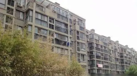 万鸿城市花园-邗江区邗江百祥路109号