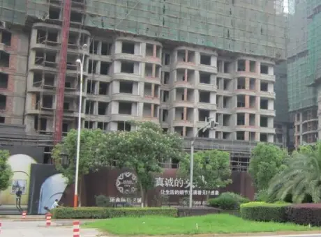 汇鑫国际名城-吉州区城西吉州大道与韶山西路交汇处