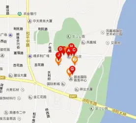 龙山庄