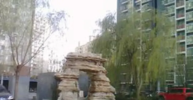 中燕小区-三河市三河市燕郊海油大街北侧，华北科技学院对过