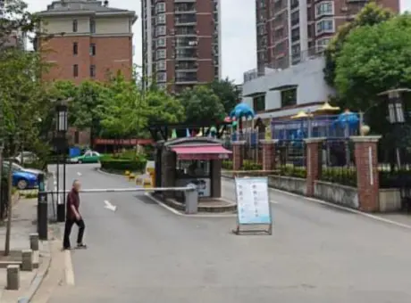 大华锦园-洪山区街道口珞狮南路517号明泽大厦西测