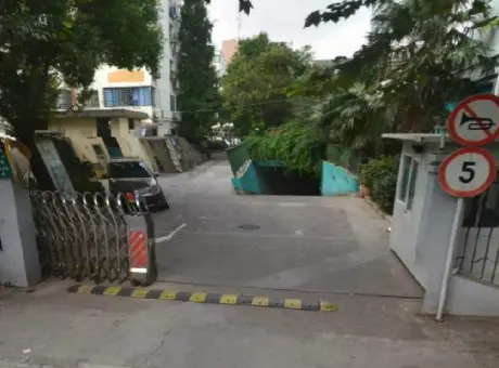 同华苑-虹口区鲁迅公园同心路359弄