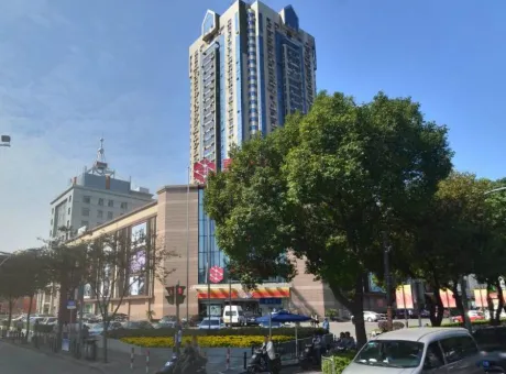 嘉定商厦-嘉定区嘉定城区塔城路382号