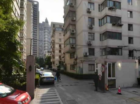 佳安公寓-徐汇区徐家汇宛平南路420弄
