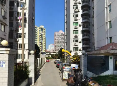 沪华公寓-徐汇区康健冠生园路20号