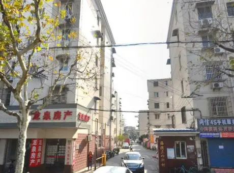 海滨四村-宝山区淞宝水产路999弄