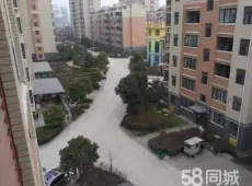 源汇区|碧湖御苑4室2厅2卫出售