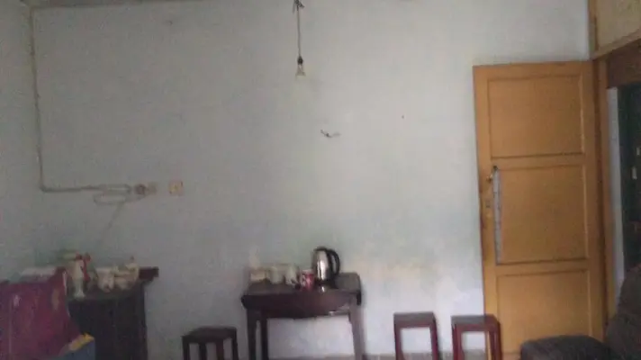 高档小区,人文荟萃,豪华婚装