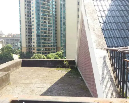 龙湖郡2室2厅2卫毛坯