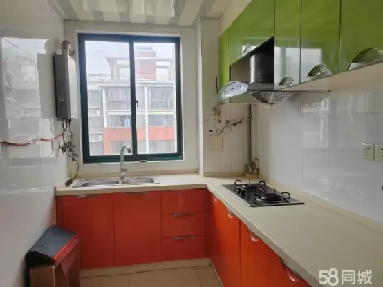 润扬广场2室1厅1卫朝南精装房源图片